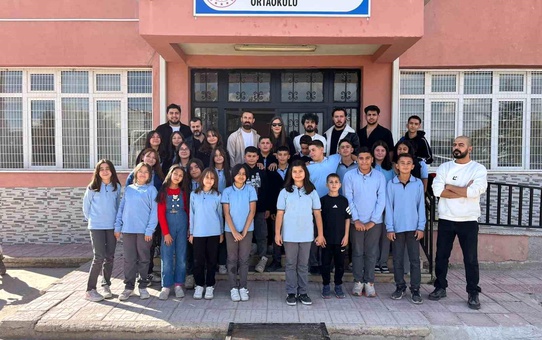 Eskişehir'de Öğrencilere Ücretsiz Tıraş