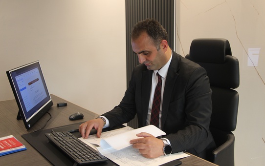 Otomobil Hatası Avukatı Kaza Yaptırdı