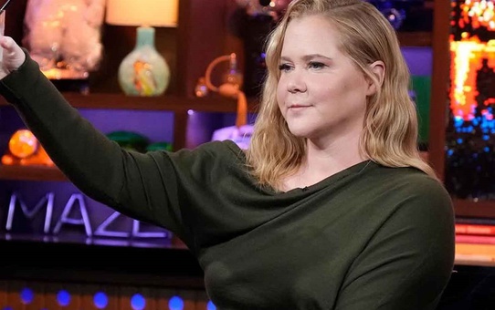 40 kilo veren ünlü komedyen Amy Schumer son halini paylaştı