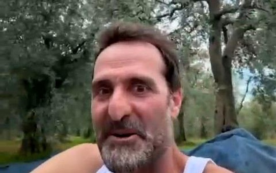 Tası tarağı toplayıp oraya taşınmıştı! 'Çakallarla Dans'ın 'Köfte Necmi'si ilk hasadını yaptı