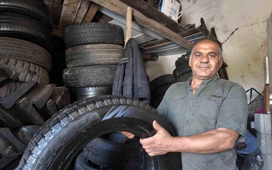 Siirt'te 35 Yıldır Lastik Tamiri Yapan İbrahim Öztaş