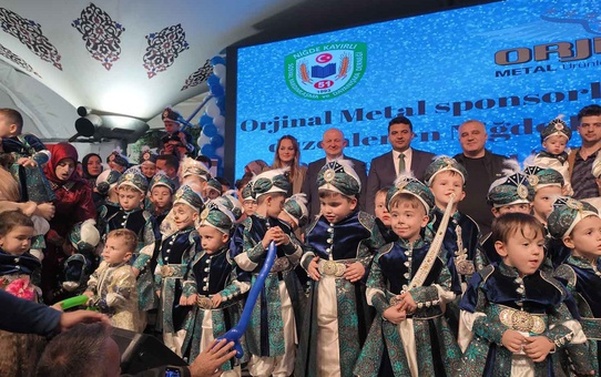 İstanbul'da unutulmaz gece: Dünya birincileri sünnet töreninde buluştu
