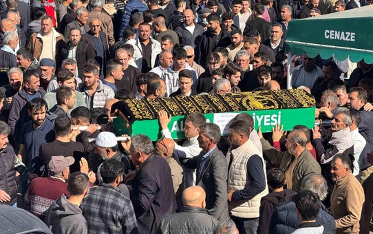 Traktör Tamiri Sırasında Sıkışan Genç Hayatını Kaybetti