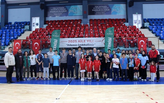 Düzce Masa Tenisi Turnuvası Şampiyonları Belli Oldu