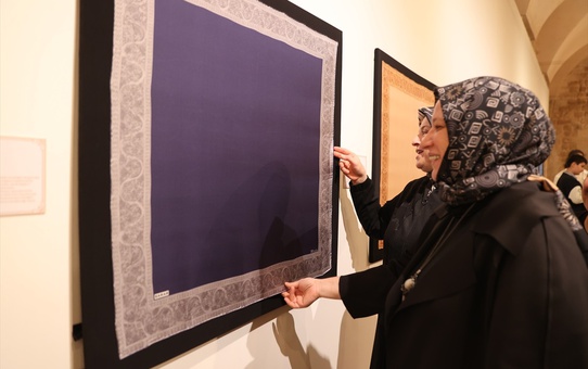 Mardin'in Geleneksel Motifleriyle İpek Eşarp Sergisi