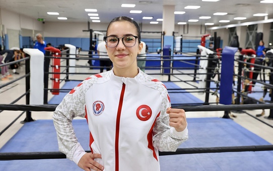Yıldız Kadınlar Boks Takımı Avrupa Şampiyonası'na Hazırlanıyor