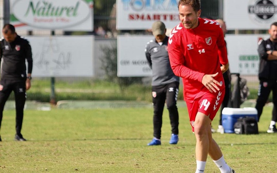 Karşıyaka'da Tolga Ünlü'ye Teşekkür
