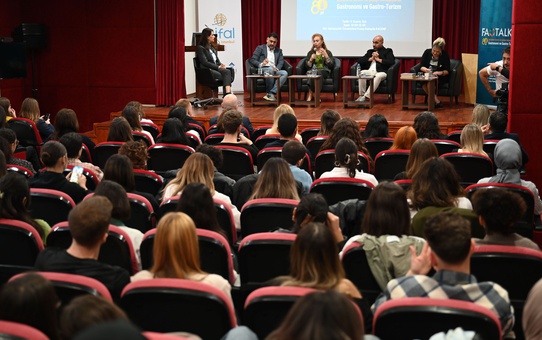 Gençlerle Sürdürülebilir Tarım Tartışıldı