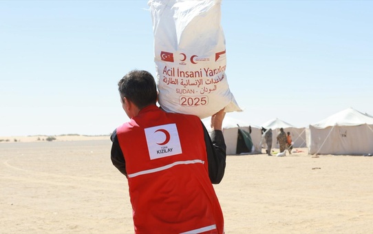 Türk Kızılay Sudan'a Gıda Yardımı Gönderdi