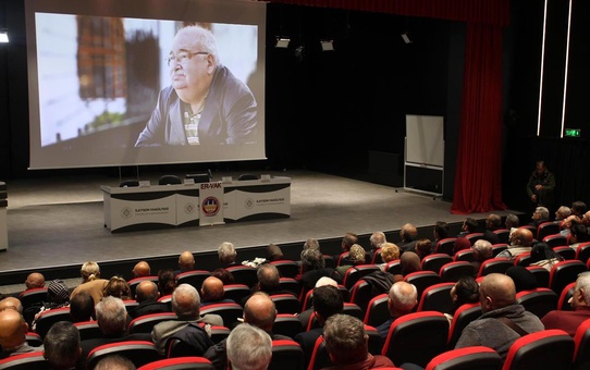 Hasan Pulur unutulmadı: Anma Programı Erzurum'da düzenlendi