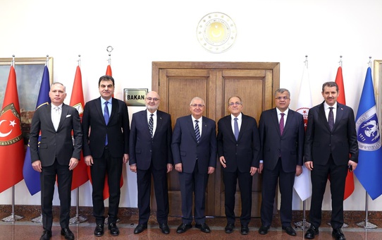 Bakan Güler, Emekli Alpay'ı Kabul Etti