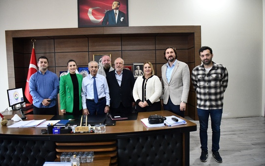 1. Murat Anadolu Lisesi Müdürü'nden Eleştirilere Yanıt