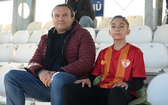 12 Yaşındaki Can'dan Edirnespor'a Destek