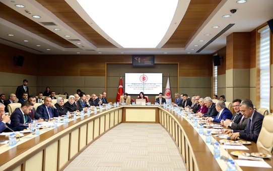 Şerif Yılmaz Kamu Denetçisi Seçildi