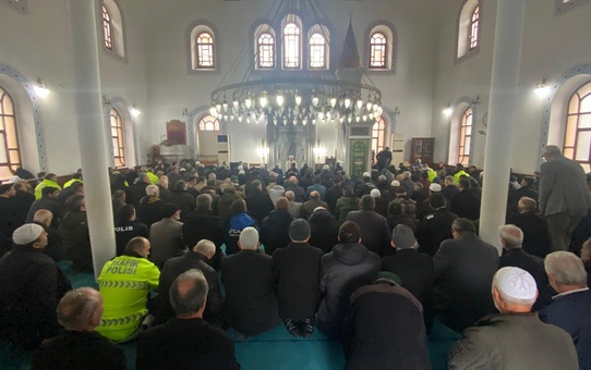 Rize'de şehit Em­ni­yet Mü­dü­rü Altuğ Verdi için mevlit okutuldu