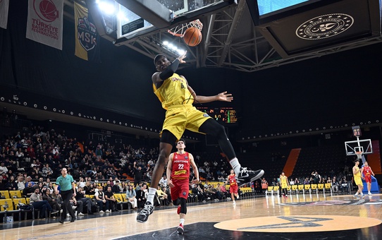 Mersin Spor, Oostende'yi Yendi