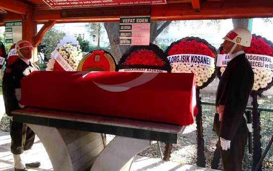 Emekli Tümgeneral Gürsel Öztürk Son Yolculuğuna Uğurlandı