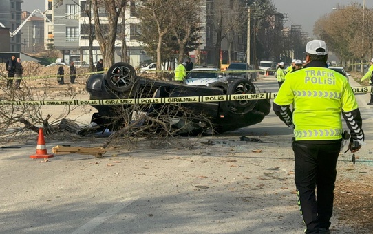 Konya'da Trafik Kazası: 14 Yaşındaki Çocuk Hayatını Kaybetti