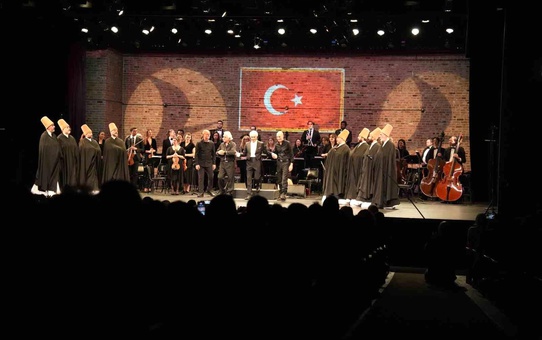 New York'ta Mevlana İçin Özel Konser