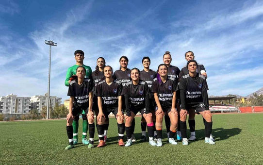 Ağrı Kadın Futbol Takımı, Silopi'den 3 puanla döndü