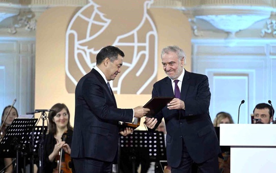 Orta Asya Liderlerine Barış Ödülü