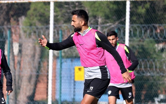 Aliağa FK, Gökhan Karadeniz'in peşinde