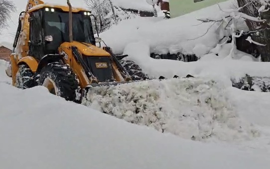 Karla Kaplı Köyde Acil Sağlık Hizmeti