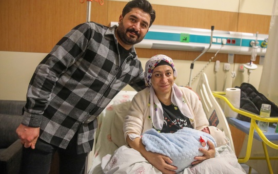Van'da Yeni Yılın İlk Bebeği 'Mert Buğra' Dünyaya Geldi