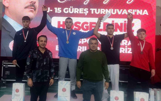 Cüneyt Yıldız U-15 Güreş Turnuvası Sonuçlandı