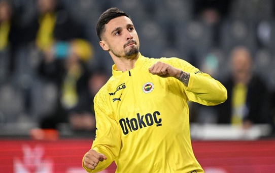 Yok artık Krunic! Fenerbahçe'ye salladı, Galatasaray'ı öve öve bitiremedi 