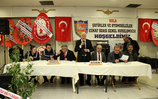 Kula Şoförler Odası'nda Başkan Kırlı güven tazeledi