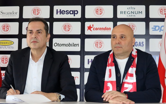 Antalyaspor'da Yeni Teknik Direktör Sami Uğurlu