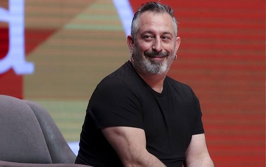 Cem Yılmaz'ın dövmesiyle dalga geçtiği oyuncunun kim olduğu belli oldu