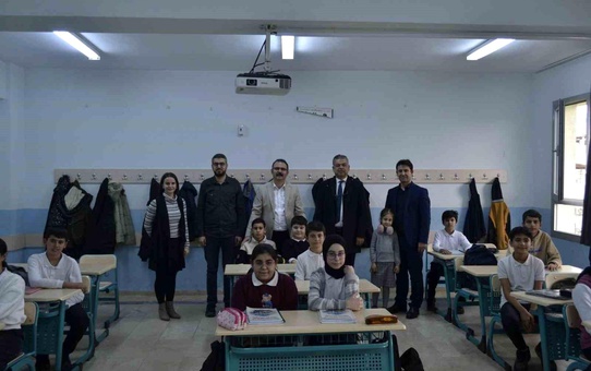 Sultanhisar Kaymakamı Ateş öğrencilerle buluştu