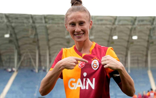 Ebru Topçu: Hayallerimin Peşindeyim