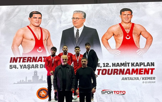Antalya Güreş Turnuvası Sonuçlandı