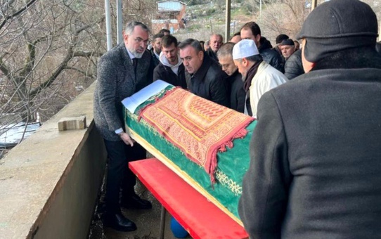 Kestel Gölbaşı Mahallesi Muhtarı İrfan Aydın son yolculuğuna uğurlandı