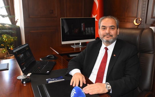 AFSÜ Rektörü Yılın Kareleri Oylamasına Katıldı