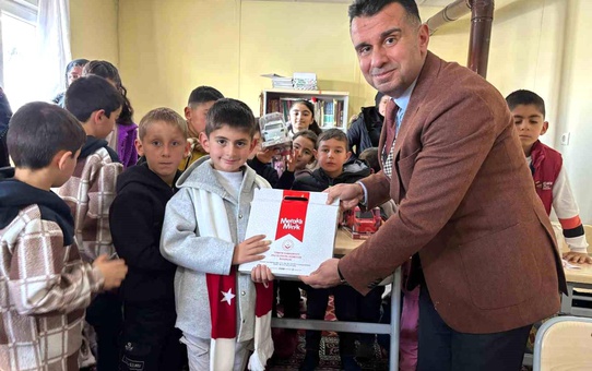 Şehitlerin emanetlerine ilk karnede anlamlı dokunuş