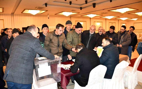 Tomarza Esnaf ve Sanatkarlar Odası Başkanı Yaşar Polat güven tazeledi