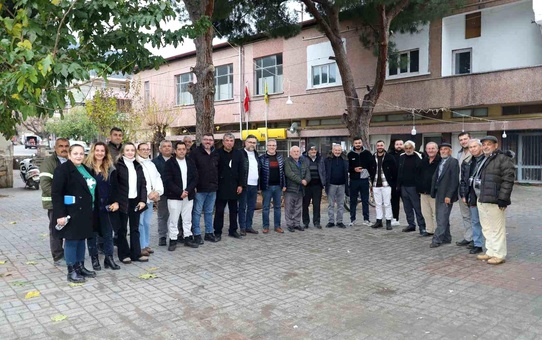 Nazilli Belediyesi'nden Pirlibey'de 4 ayrı yol çalışması