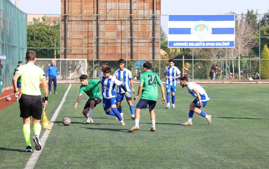 Akdeniz Belediyespor Farklı Galibiyet Aldı