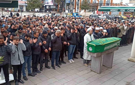 Emekli zabıta komiseri dualarla son yolculuğuna uğurlandı