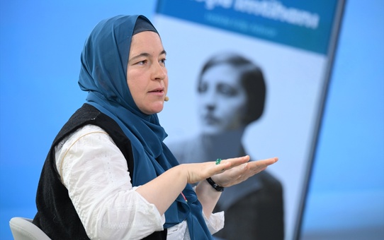Kitap Kulübü, Halide Edip Adıvar'ı Ele Aldı