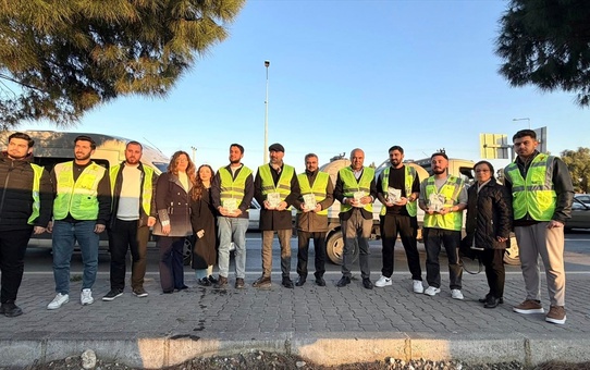 AK Parti Milletvekillerinden İftar İkramı