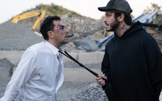 Boran Kuzum'un Yeni Projesi: Big Mistakes