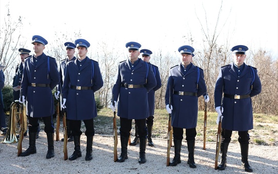 Bosna Hersek'in bağımsızlığının 34. yıl dönümü törenlerle kutlandı