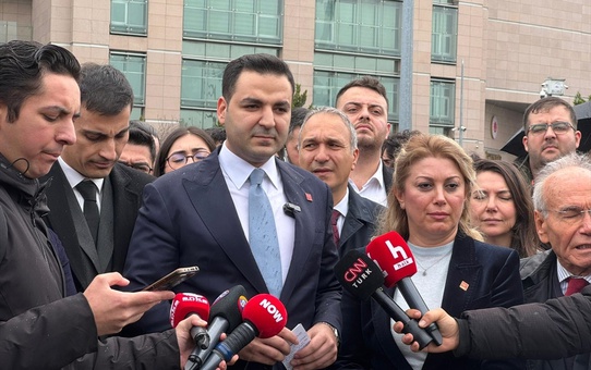 CHP'li Cem Aydın'a Hapis Cezası