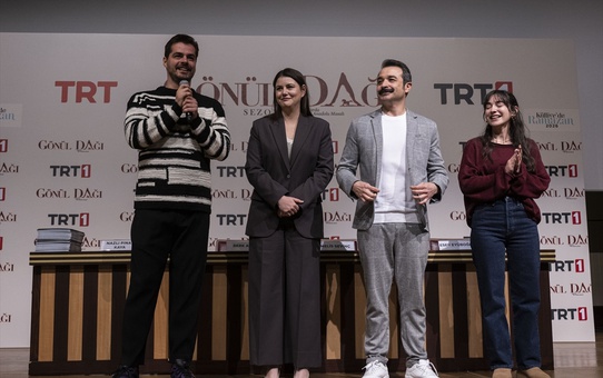 Gönül Dağı Oyuncuları Külliye'de Buluştu