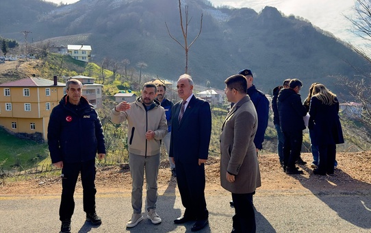 Ordu'da Heyelan: 3 Ev Tahliye Edildi